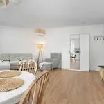 Prestige 213 - Przy Plaży - Basen, Sauna, Jacuzzi W Cenie Pobytu - Widok Na Morze - Easy - Rent Pobierowo